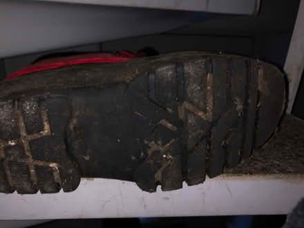 Photo of free Size 6 fur lined boots (Bromley BR1) #4