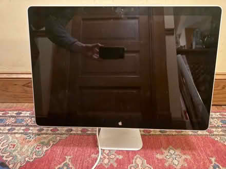 Photo of free 24 inch Apple monitor (South Arlington) #1