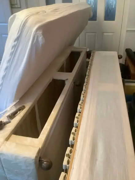 Photo of free Dunlopillo king-size bed base and Dormeo mattress (Neath Hill MK14) #1