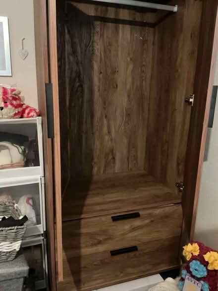 Photo of free Large wardrobe in Redditch (Abbeydale B98) #2