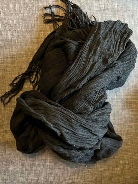 Photo of free Winter hats, gloves, scarf (Bermondsey SE16) #3