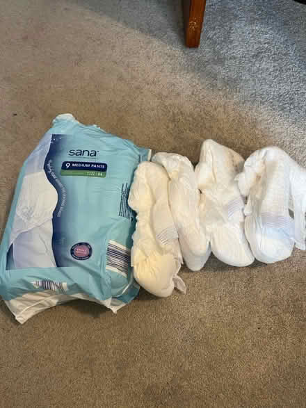 Photo of free Sana Incontinence Pads M (Manchester M20) #2