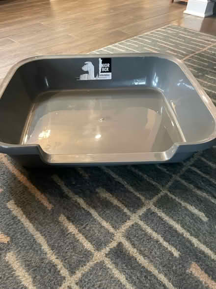 Photo of free Kitty Litter Pans-Never Used (Arlington Forest) #4
