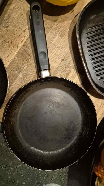 Photo of free frying pan #2 (Bethnal Green E1) #1