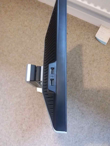 Photo of free Dell Monitor 19inch LCD older style (Westbury Fields BS9) #3