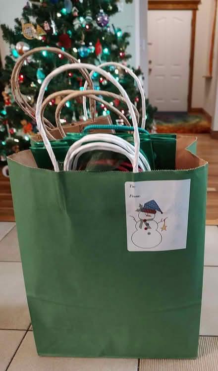 Photo of free Gift bags and boxes w/ bottle bags ((south) Central Park - Denver) #1