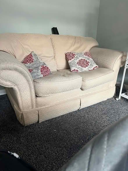Photo of free Sofa,s (Ng22 Farnsfield) #1