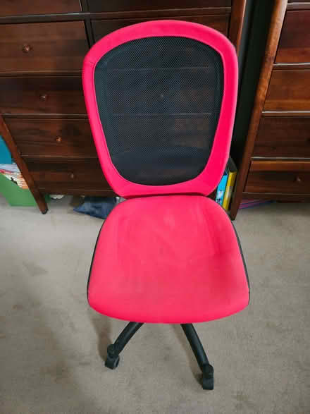 Photo of free Office chair (Wandsworth Common SW11) #1