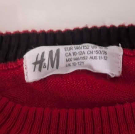 Photo of free Xmas jumper (BN27) #2