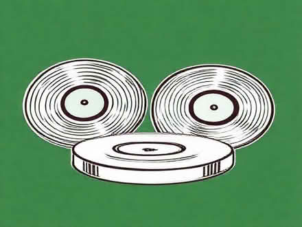 Photo of Vinyl records/cds/tapes (Fleetwood FY7) #1