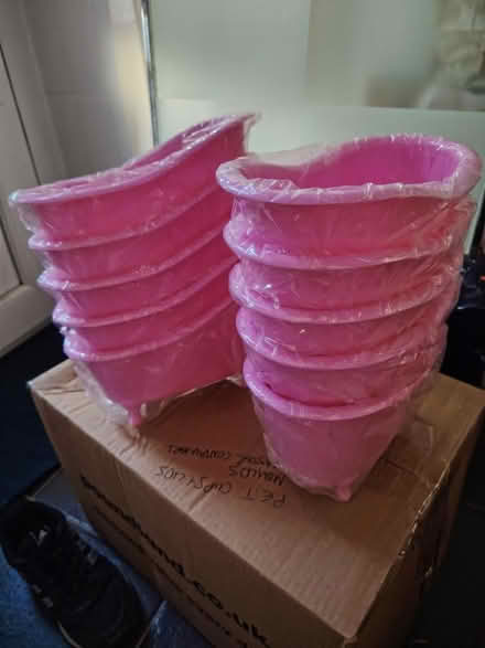 Photo of free Pink mini baths for gift hampers (PA2) #1