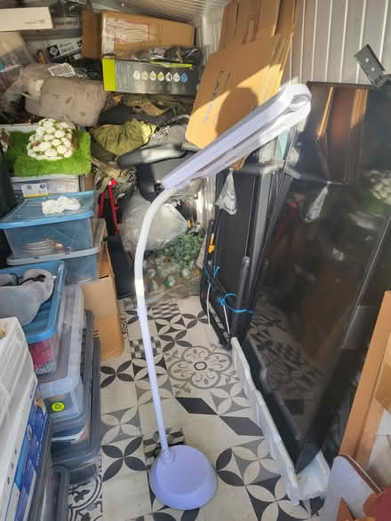 Photo of free Tall Flexible Magnifier (L36) #2