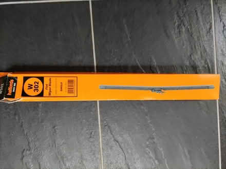 Photo of free Windscreen wiper (AL4) #1