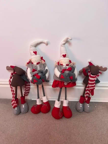 Photo of free Bulk soft quirky 5 reindeer & 2 dolls (Christleton CH3) #1