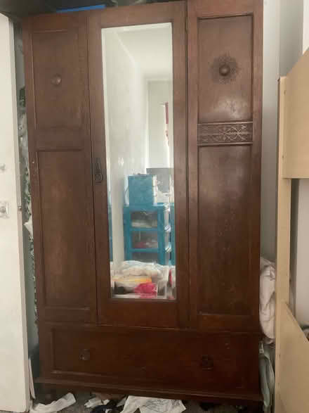 Photo of free Wardrobe (Northcourt OX14) #2