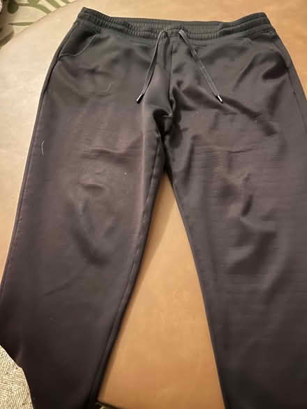 Photo of free 32° Heat women’s joggers - Large (San Carlos-El Camino near Hull) #2
