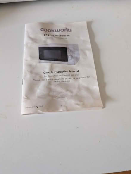 Photo of free 17 litre microwave (Leatherhead) #2