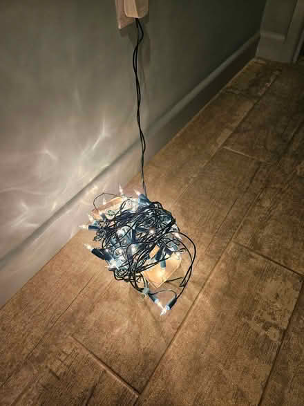 Photo of free Christmas tree lights (TN25) #1