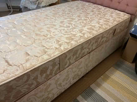 Photo of free Large single divan bed 3'6" wide (New Eltham SE9) #2