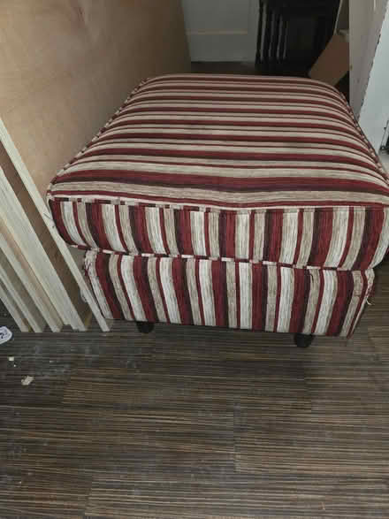 Photo of free Nesting end tables & ottoman (Coldharbour Estate SE9 3) #2