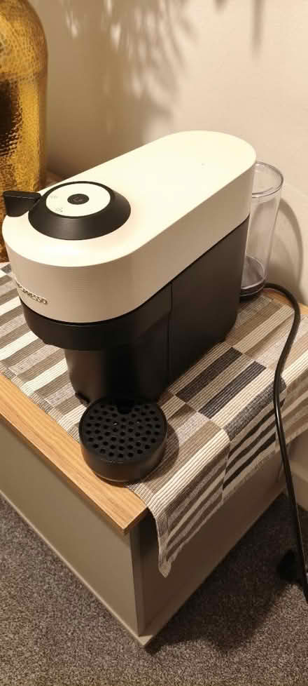 Photo of free Nespresso coffee machine (Grace Mount EH16) #2