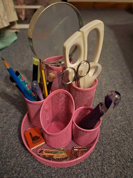 Photo of free Desk tidy and contents (Chelmsford, CM1) #1