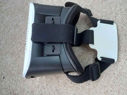 Photo of free Virtual Reality glasses (Bernards Heath AL3) #3