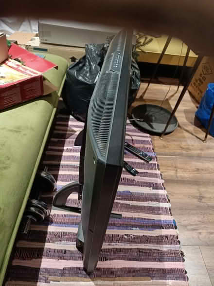 Photo of free Sony flat screen TV 40 inch (Clapham, Bedford) #2