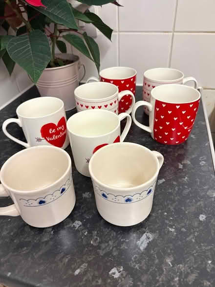 Photo of free 8 heart mugs (Carshalton) #1