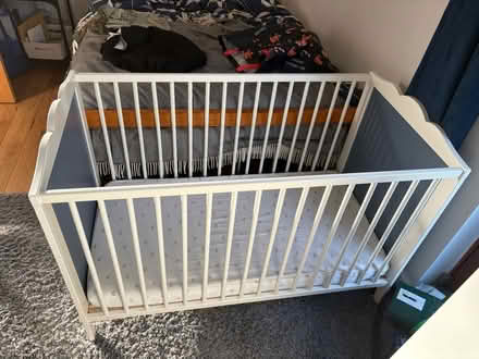Photo of free Crib (Clontarf) #2