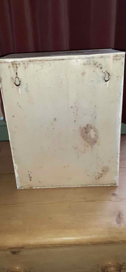 Photo of free Old bathroom cabinet (Kennington OX1) #3