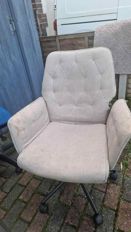 Photo of free Chair (Marsh hill B23) #1