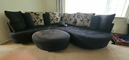 Photo of free 3 seater sofa (Rh19) #3
