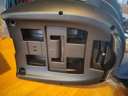 Photo of free Child's car seat - no accidents, no pets, no smoking (Shirehampton BS11) #4