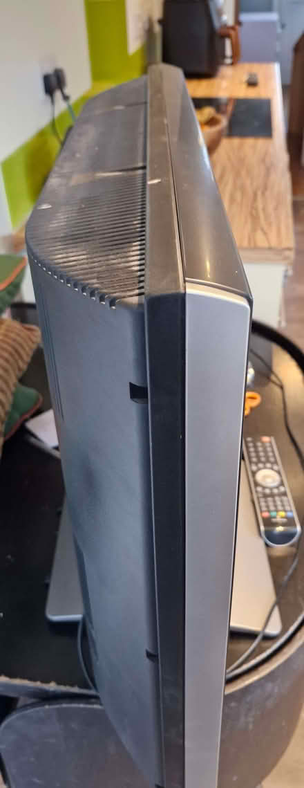 Photo of free Toshiba 26" tv on stand (Great Baddow CM2) #2