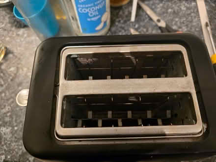 Photo of free Tescos toaster (IG6 3s) #4