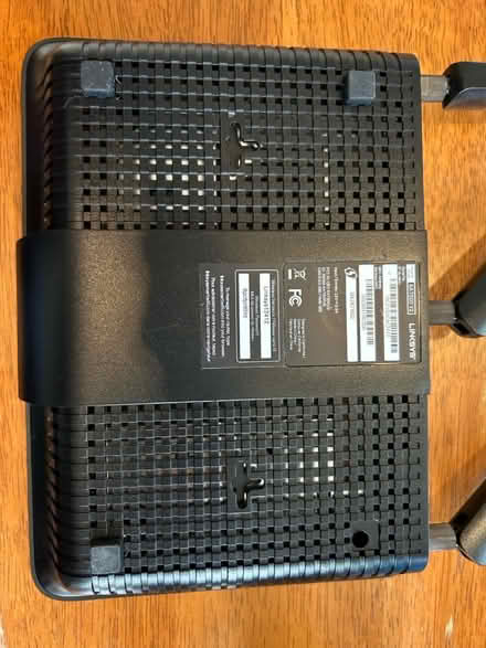 Photo of free Linksys router (Wyngate neighborhood, MD) #3