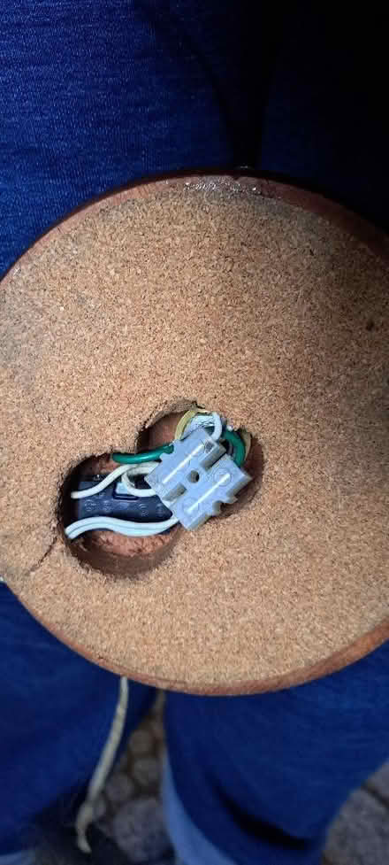 Photo of free 3 table lamps for refurb (Churchgate EN8) #1