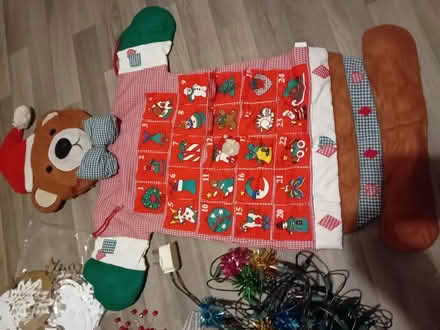 Photo of free Christmas decorations (Swanshurst B13) #4
