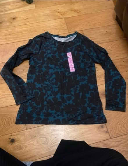 Photo of free Woman’s Clothes Size 16 (Cheshunt En8) #1