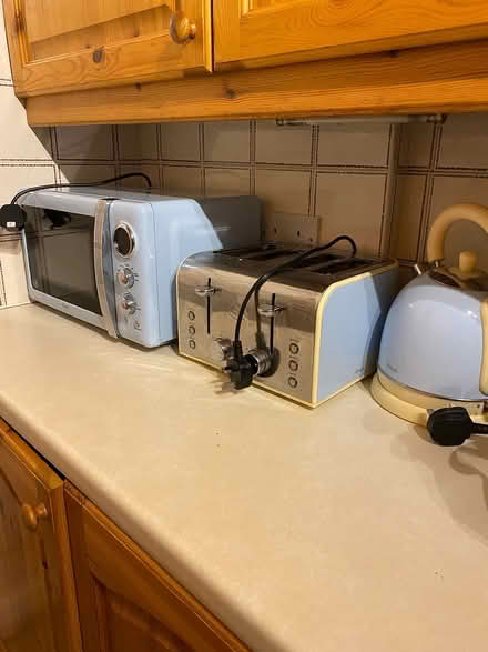 Photo of free Microwave kettle toaster (West Ewell Epsom KT19) #1