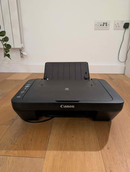 Photo of free Canon printer with cartridges (Se17) #1