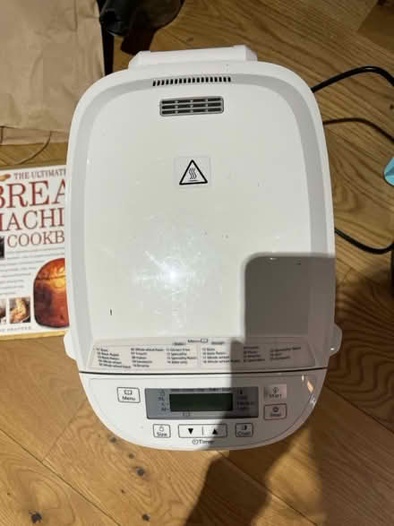 Photo of free Bread maker and book (tottenham N15) #1
