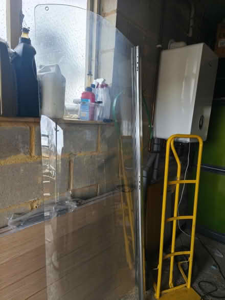 Photo of free Standard curved shower door (TN39 4JT) #1