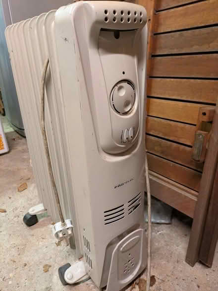 Photo of free Oil filled radiator (Havant/Bedhampton PO9) #2