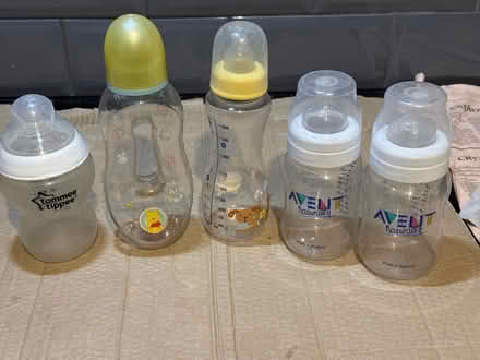 Photo of free Feeding and drinking bottles (Forest hill SE23) #1