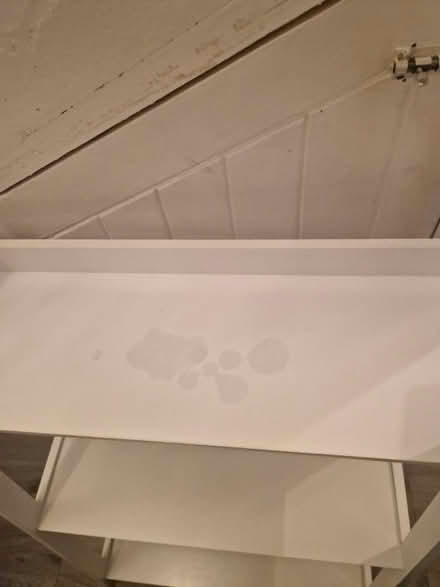 Photo of free White unit (Stevenage SG2) #2