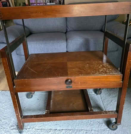 Photo of free metamorphic trolley/table (St. Georges TF2) #1
