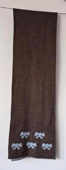 Photo of free warm scarf (Bellevue EH7) #2