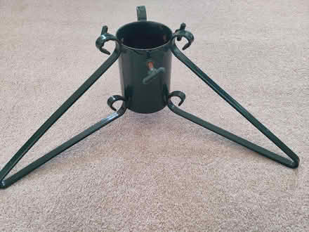 Photo of free Metal christmas tree holder (Surbiton KT6) #3